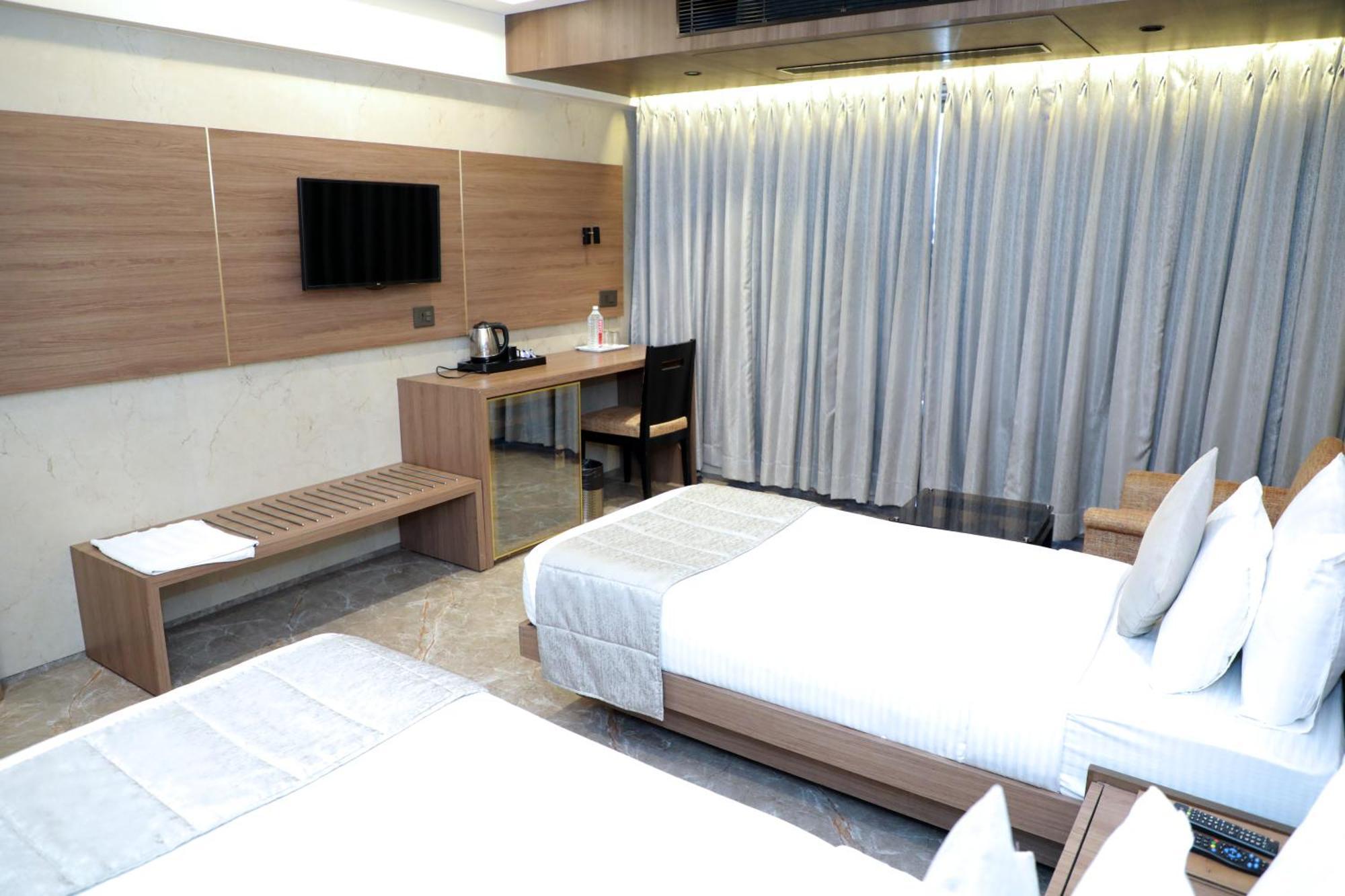 Hotel Archana Residency 뭄바이 외부 사진