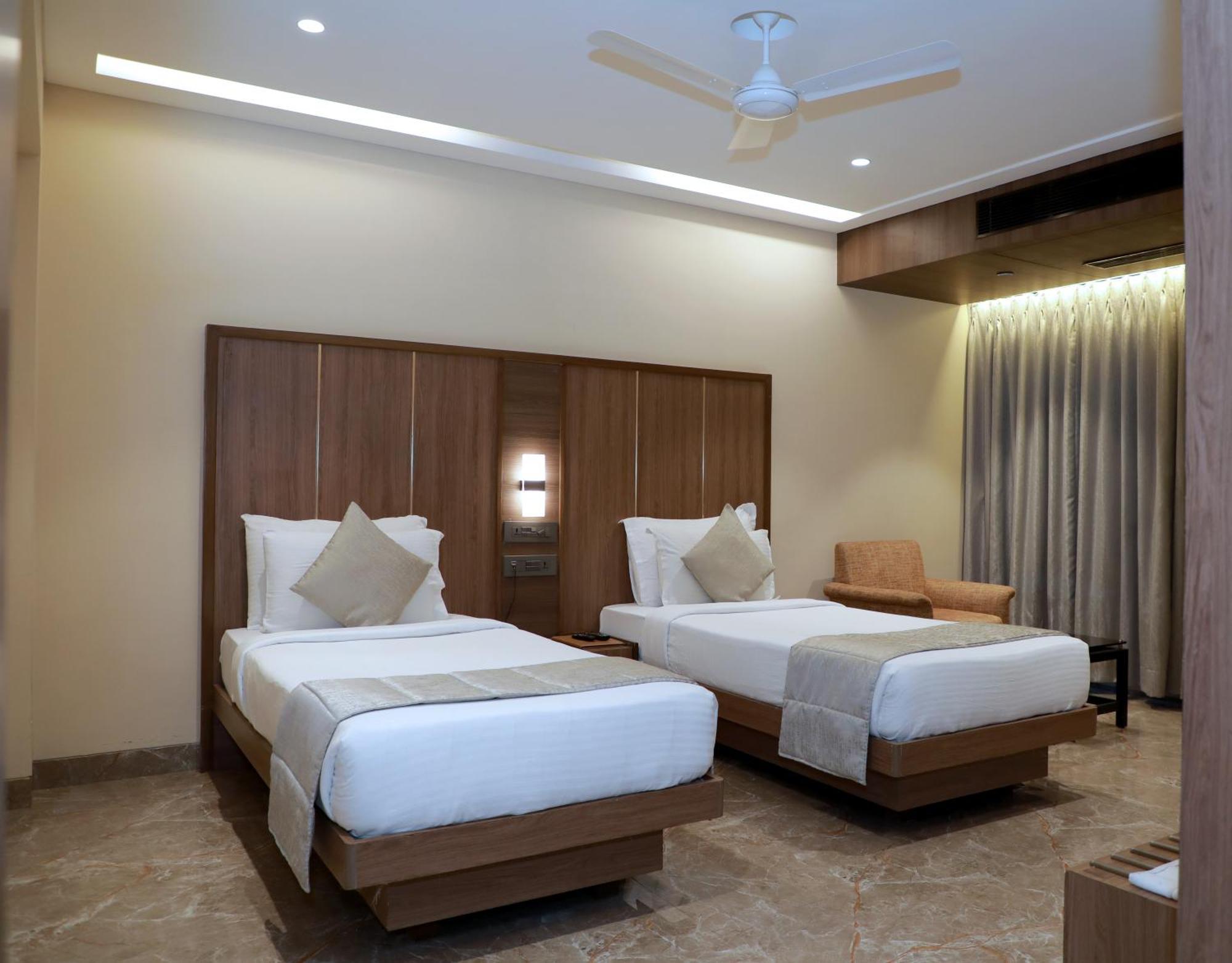 Hotel Archana Residency 뭄바이 외부 사진
